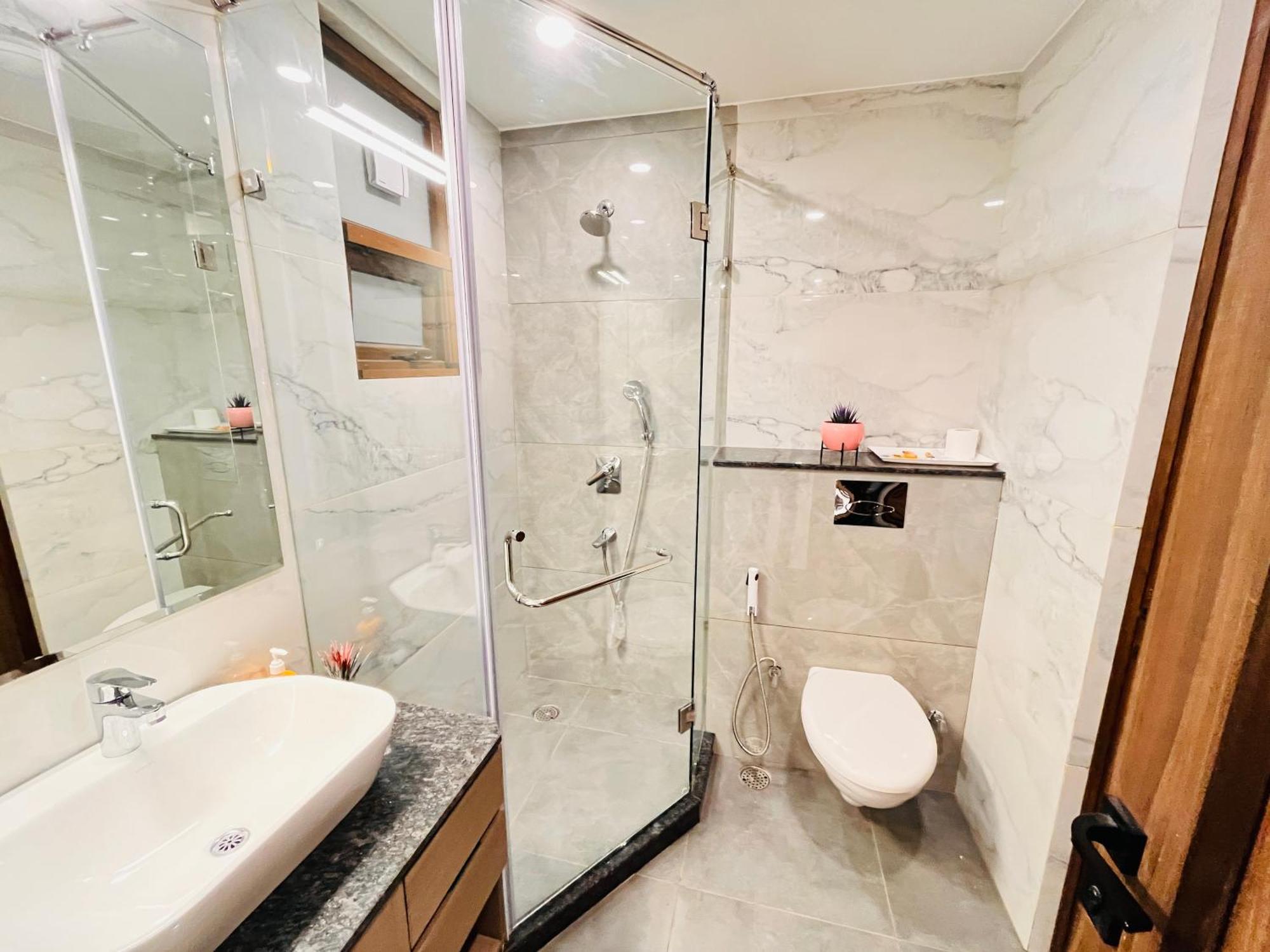 Hotel Gianmala Residency South Extension Near Aiims Delhi Nowe Delhi Zewnętrze zdjęcie