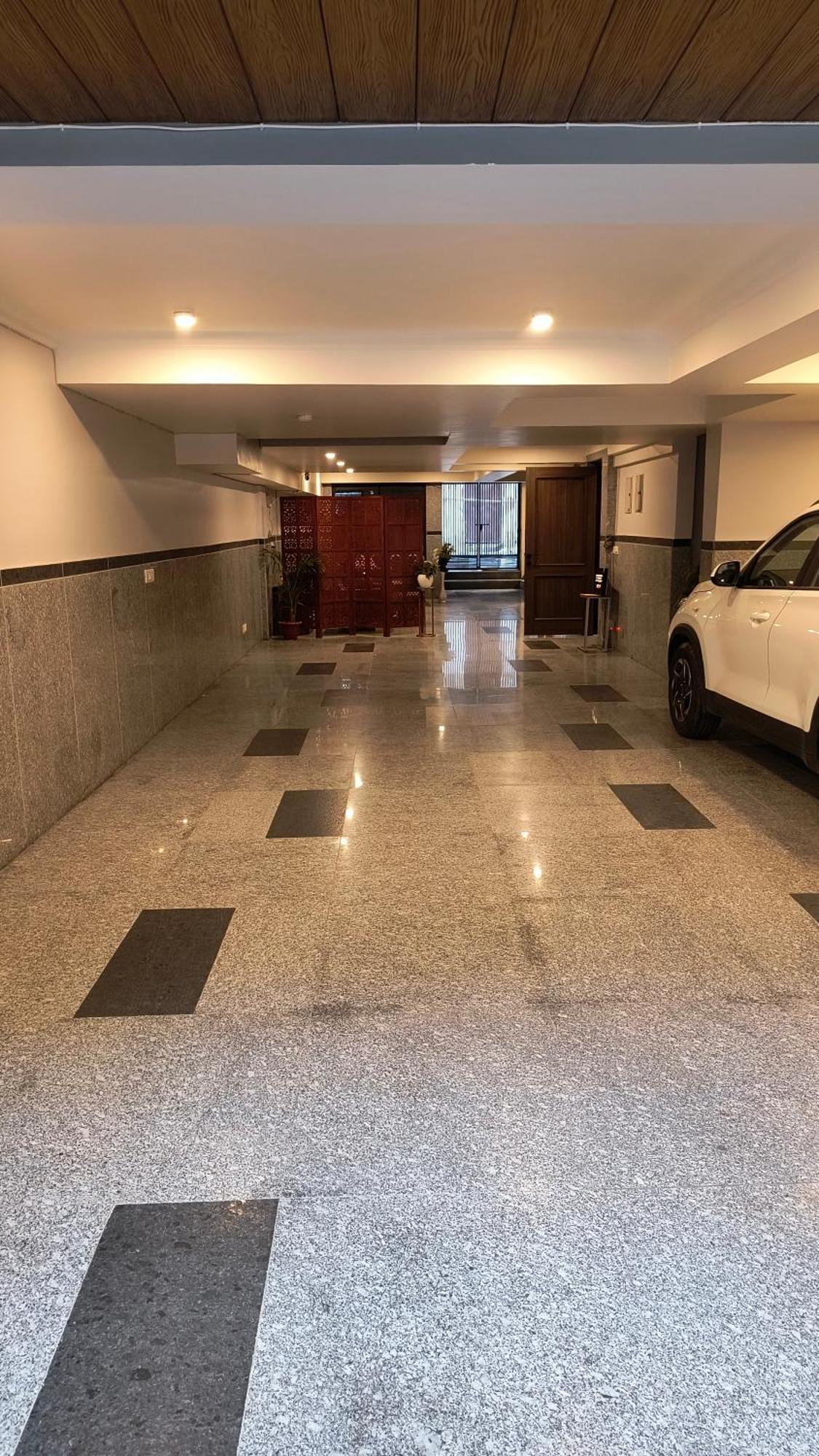 Hotel Gianmala Residency South Extension Near Aiims Delhi Nowe Delhi Zewnętrze zdjęcie