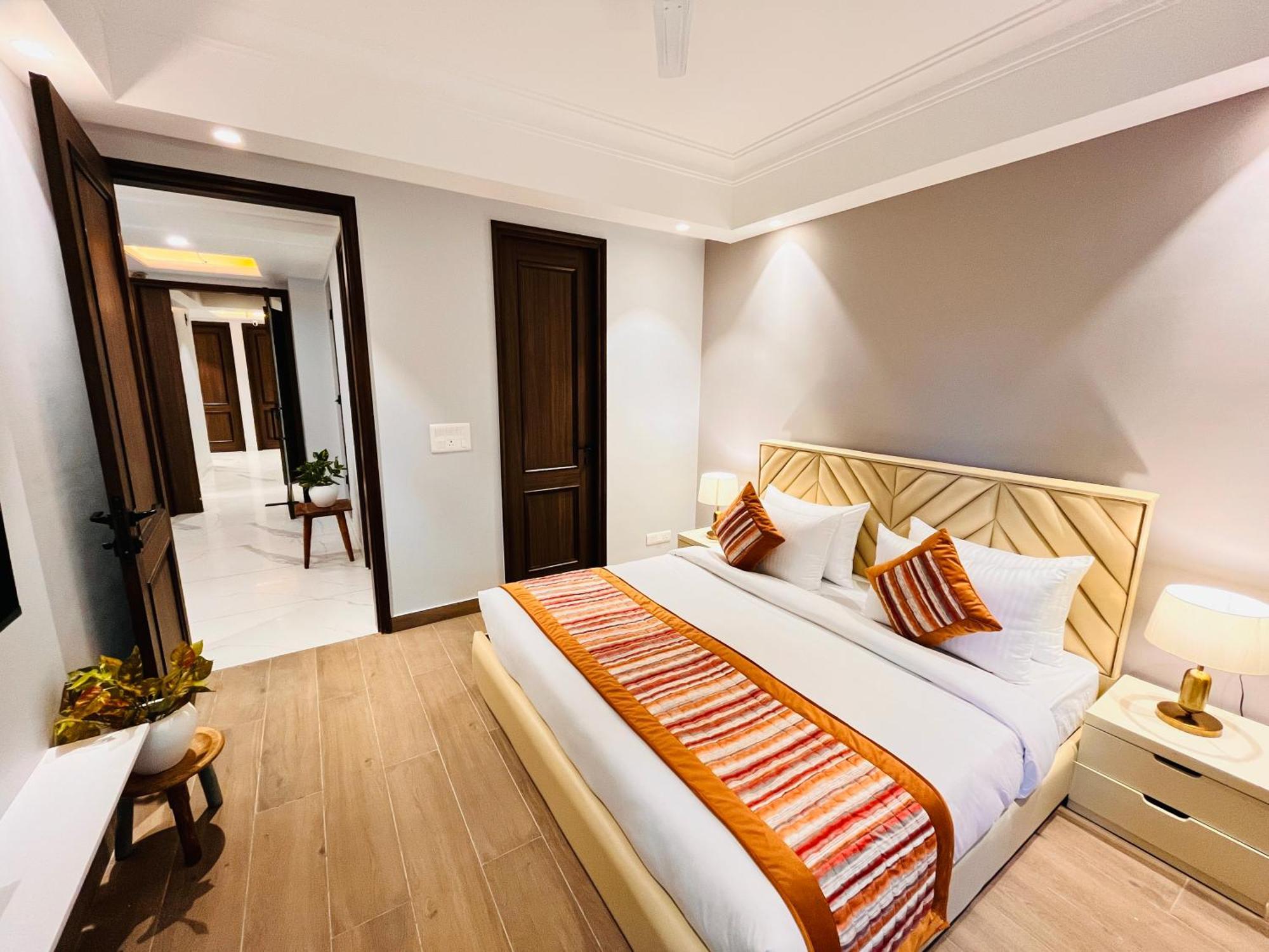 Hotel Gianmala Residency South Extension Near Aiims Delhi Nowe Delhi Zewnętrze zdjęcie