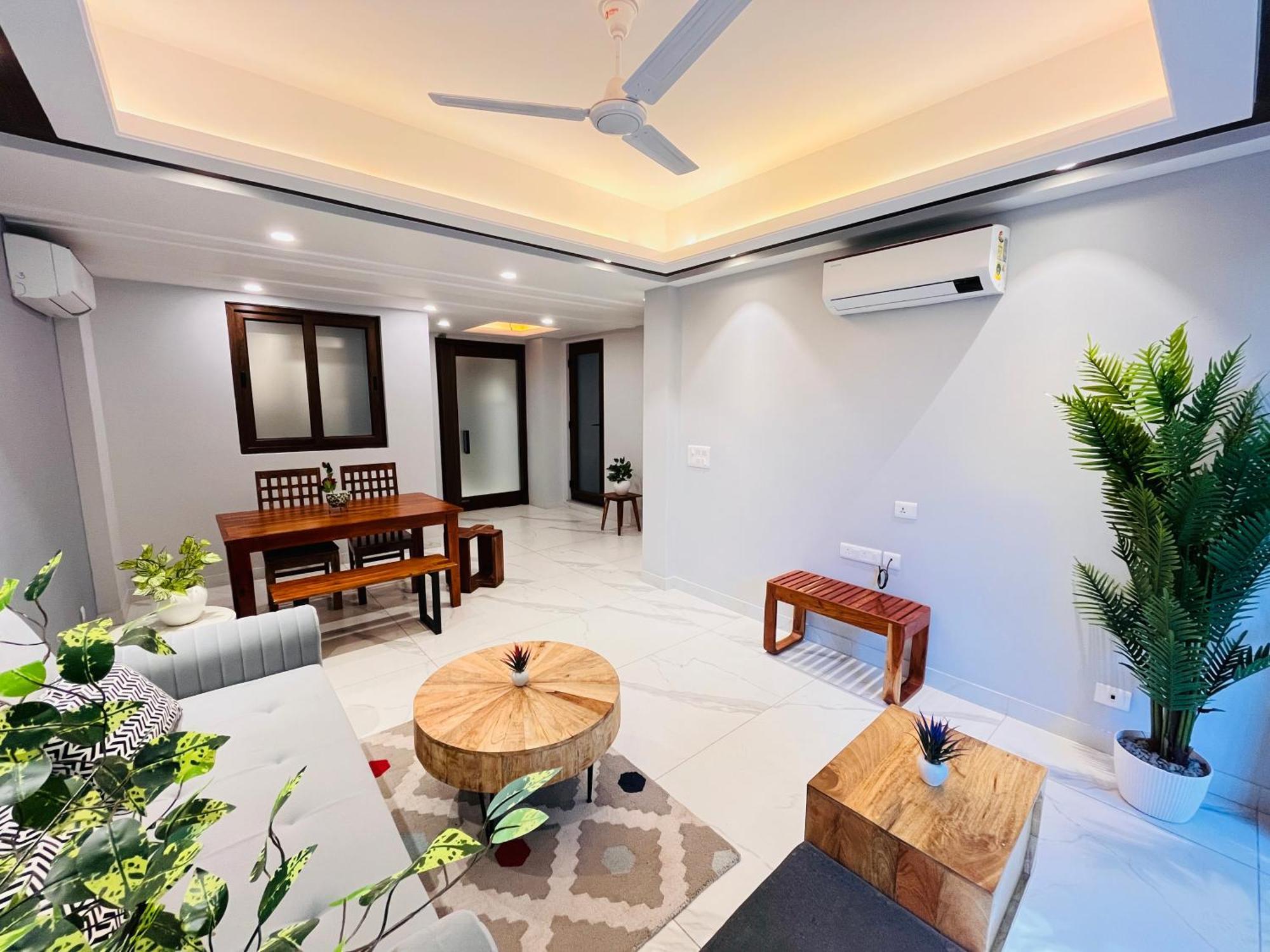 Hotel Gianmala Residency South Extension Near Aiims Delhi Nowe Delhi Zewnętrze zdjęcie