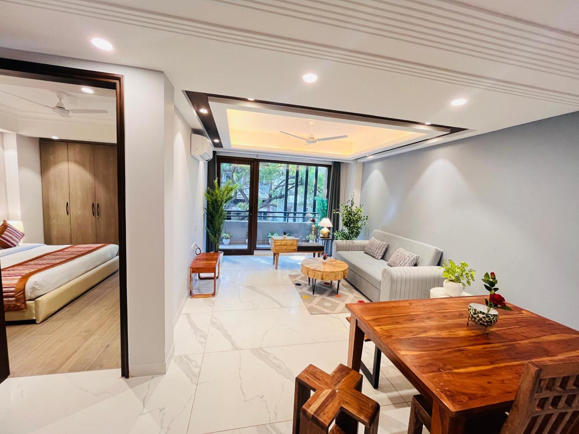 Hotel Gianmala Residency South Extension Near Aiims Delhi Nowe Delhi Zewnętrze zdjęcie
