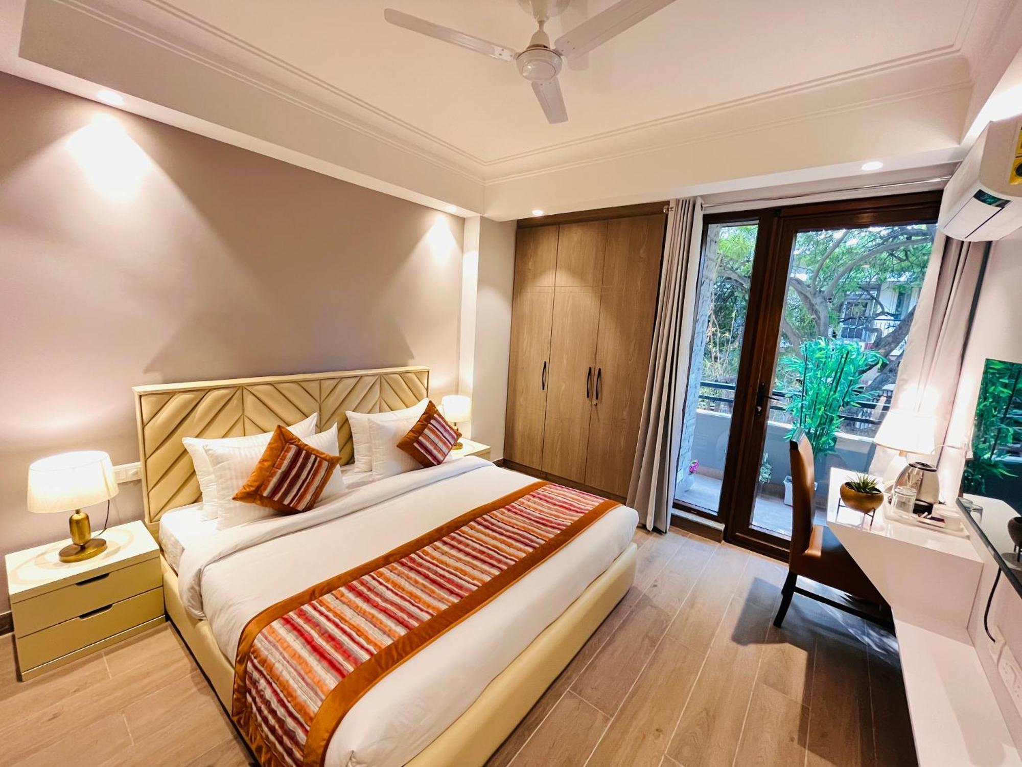 Hotel Gianmala Residency South Extension Near Aiims Delhi Nowe Delhi Zewnętrze zdjęcie