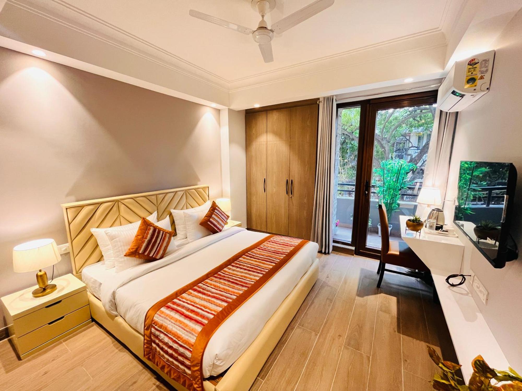Hotel Gianmala Residency South Extension Near Aiims Delhi Nowe Delhi Zewnętrze zdjęcie