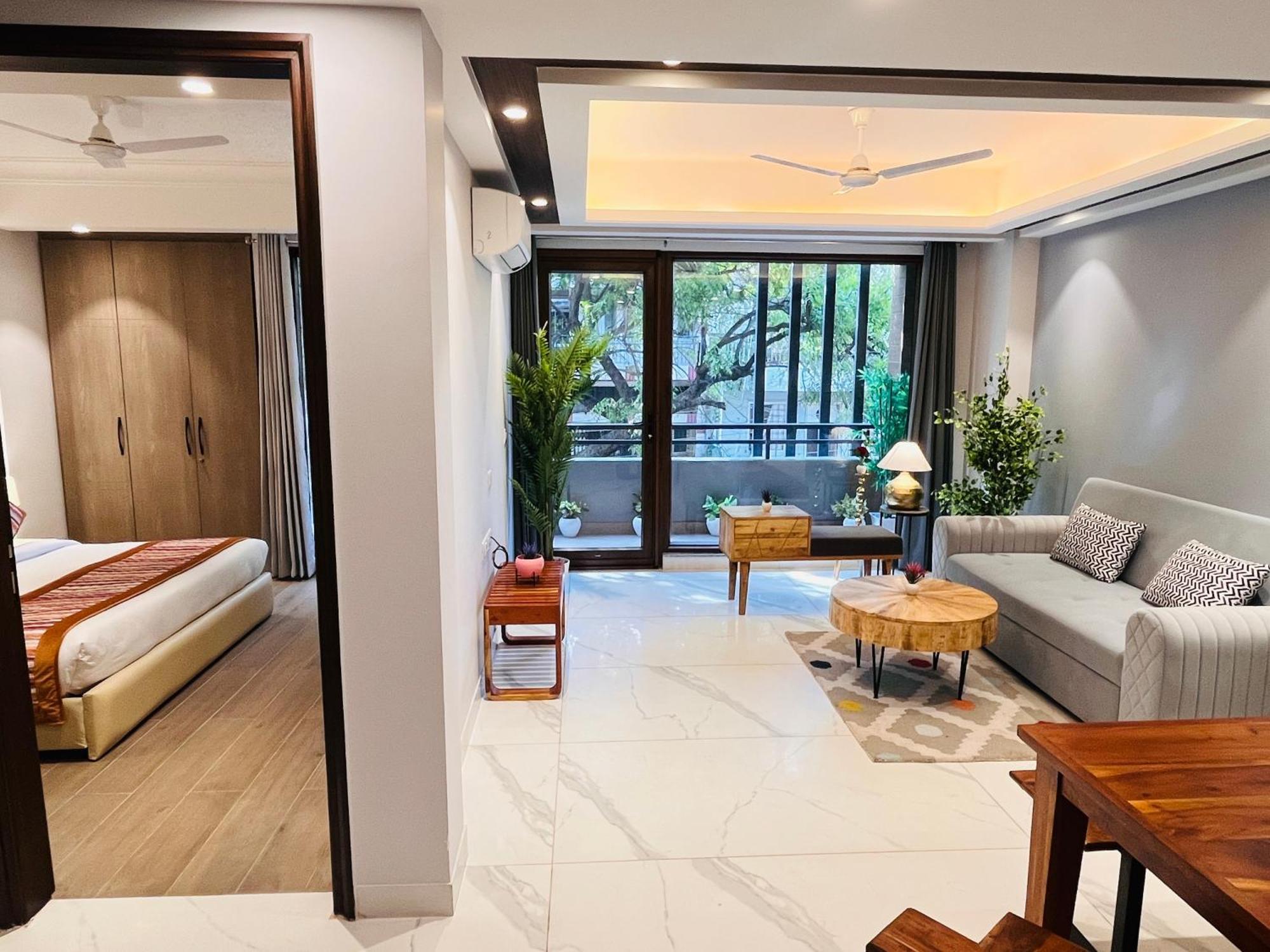 Hotel Gianmala Residency South Extension Near Aiims Delhi Nowe Delhi Zewnętrze zdjęcie