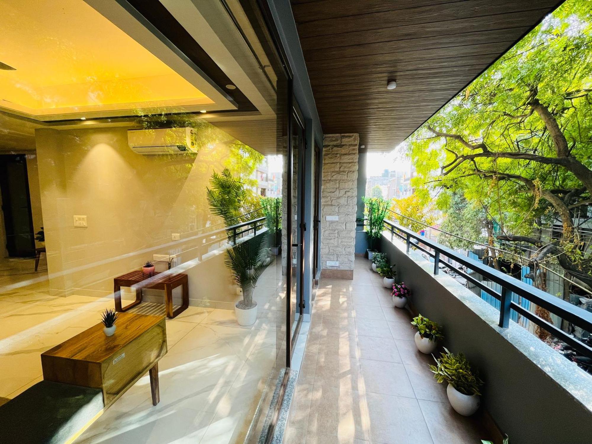 Hotel Gianmala Residency South Extension Near Aiims Delhi Nowe Delhi Zewnętrze zdjęcie