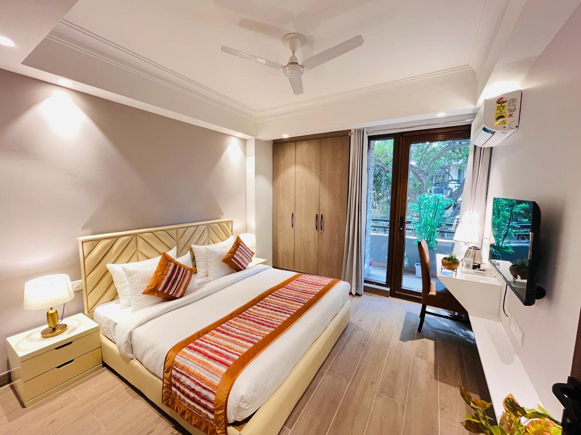 Hotel Gianmala Residency South Extension Near Aiims Delhi Nowe Delhi Zewnętrze zdjęcie