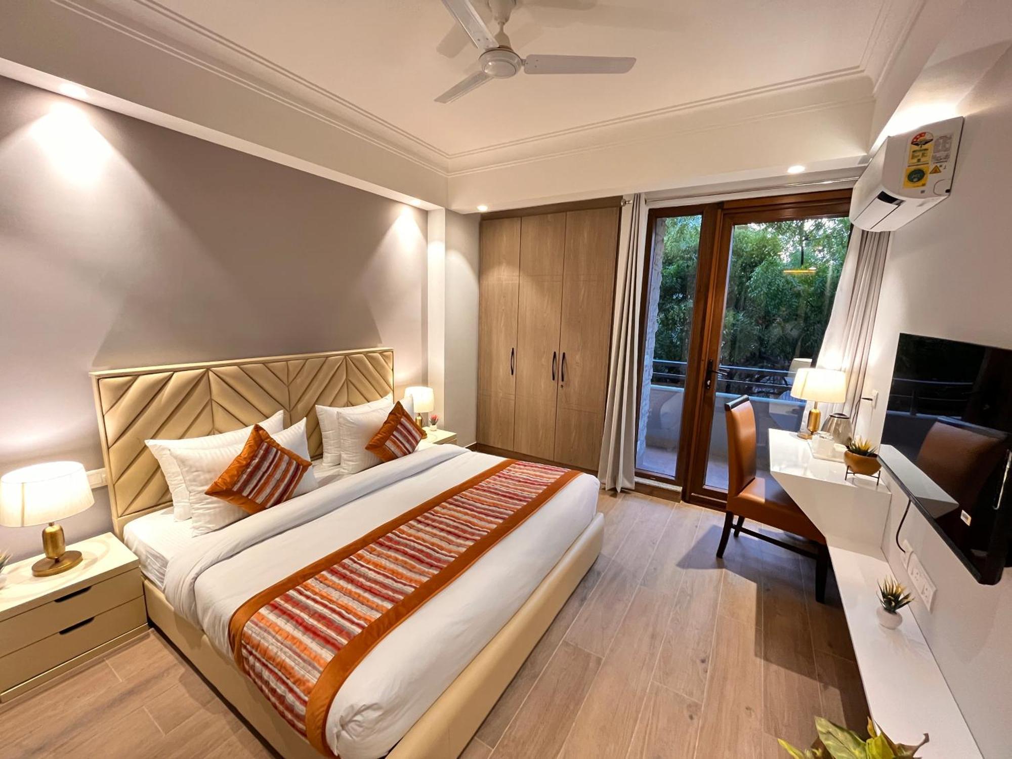 Hotel Gianmala Residency South Extension Near Aiims Delhi Nowe Delhi Zewnętrze zdjęcie